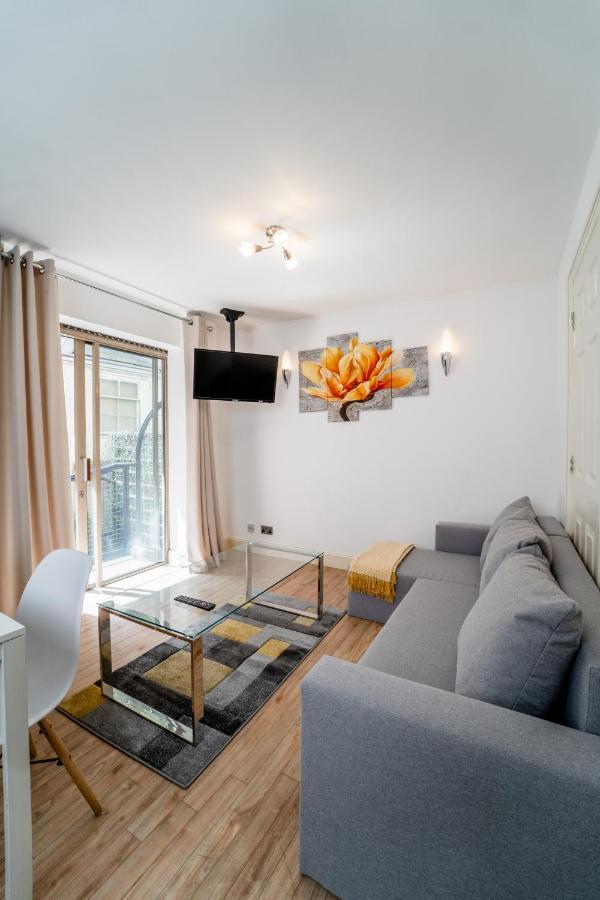 Park Lane Apartments Piccadilly Circus Londra Esterno foto